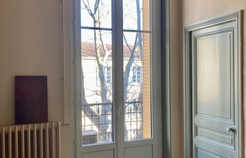 Rénovation d'une porte fenêtre en bois à Montpellier