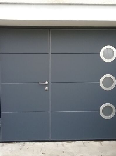 Rénovation d'une porte de garage à Saint Jean de Cornies