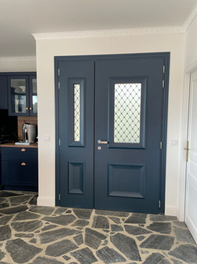 Rénovation d'une porte d'entrée en aluminium à Mauguio