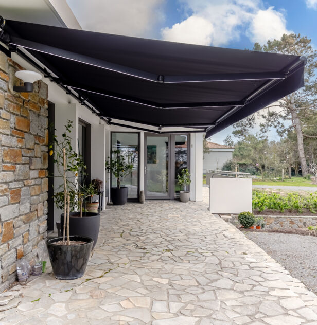 Installation d'un store banne à Cazevielle